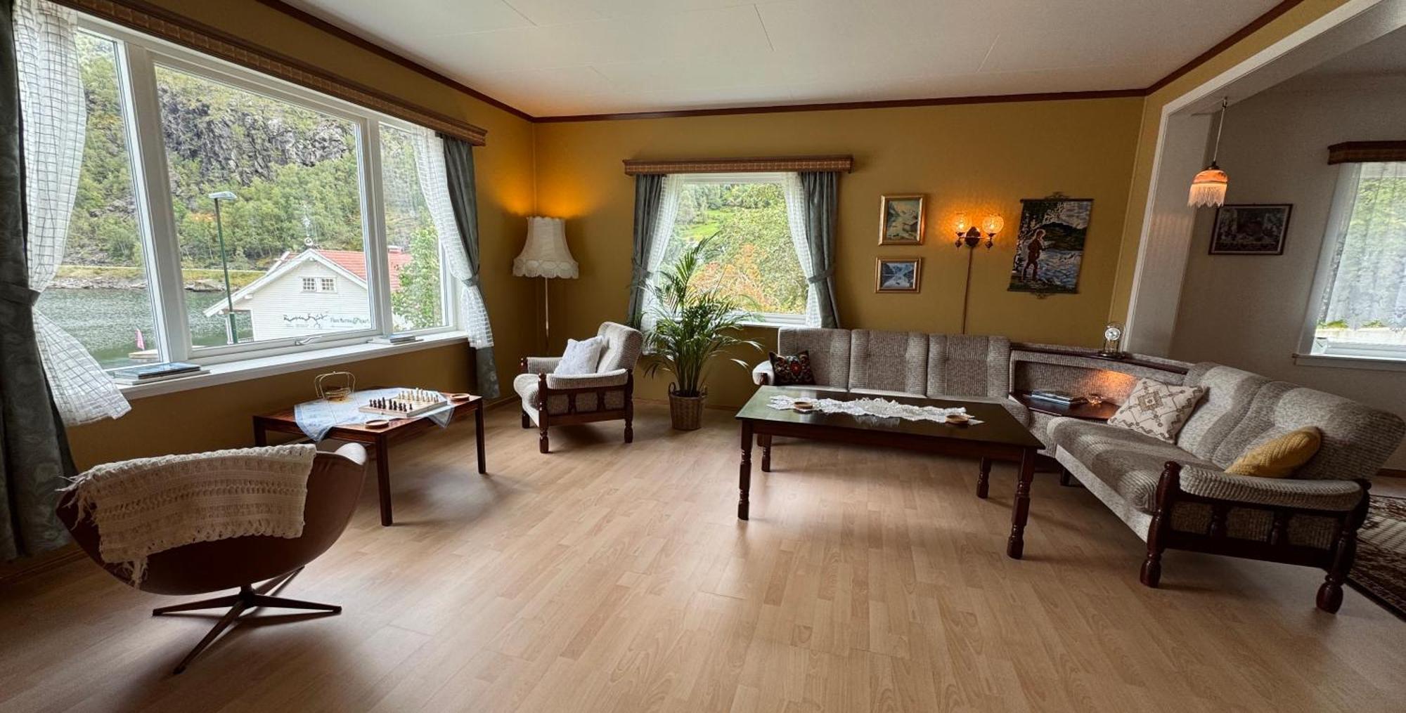 Svingen Guesthouse - Panoramic Fjord Views In Flam Luaran gambar